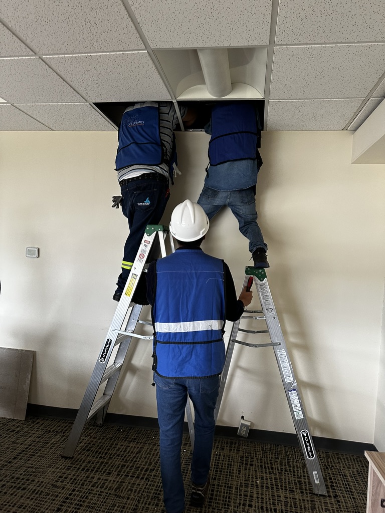 Imagen vertical de mantenimiento a aire acondicionado IMEC 6